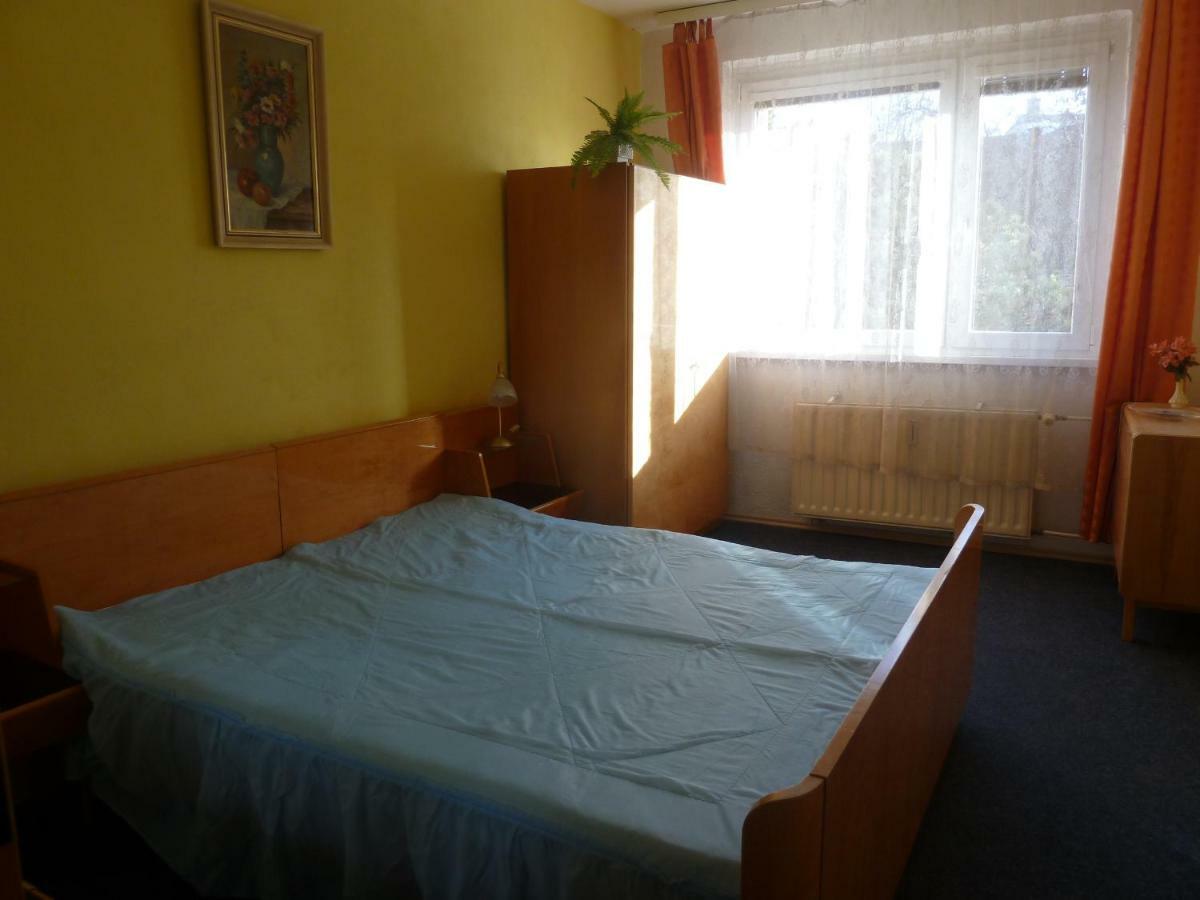 Apartman Klasterni Česká Lípa Buitenkant foto